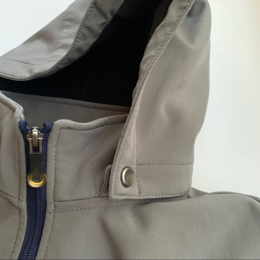 Weatherproof jacket - Picture 7 of 8